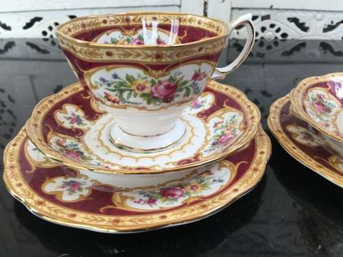 Delightful Lady Hamilton c1939-1945 Date Stamp Royal Albert Bone China England,Tea Trios