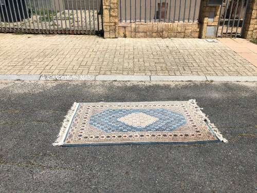 WHAT A BEAUTY -STUNNING PURE WOOL HAND KNOTTED TURQUOISE PERSIAN CARPET 1600 X 940mm