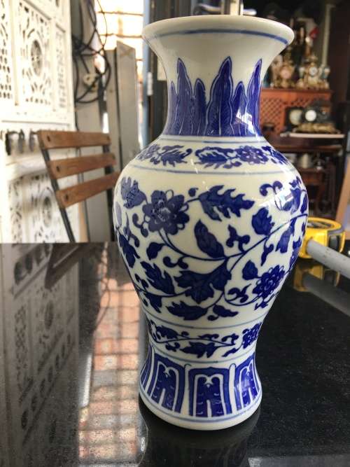 Beautiful Chinese Hand Painted Under Glaze Blue Ming Style 21 cm Vase with Old Markings