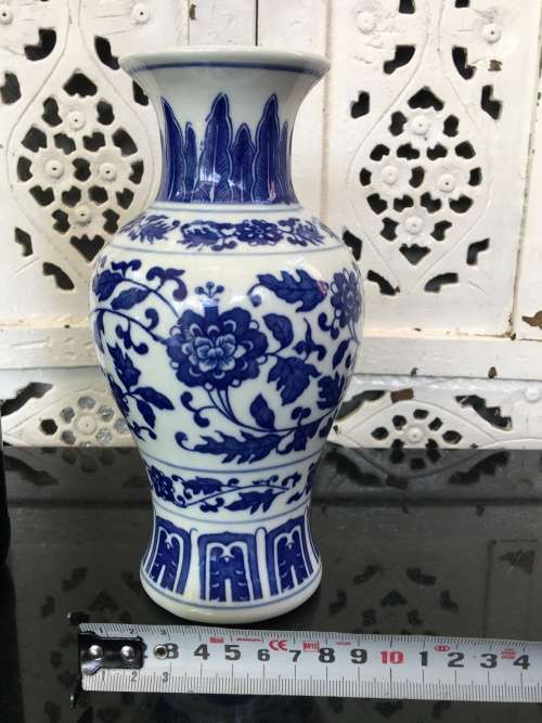 Beautiful Chinese Hand Painted Under Glaze Blue Ming Style 21 cm Vase with Old Markings