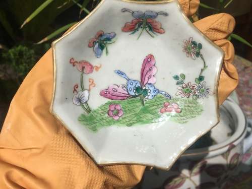 Antique Chinese 18th Century Nyonya Peranakan  porcelain small 8 corner dish