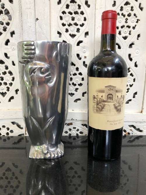 WOW !!! VINTAGE CARROL BOYES SUMO VASE - VALUE R2100.00 - EXCELLENT CONDITION