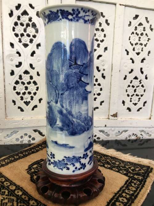 Museum Quality Antique Qing Dynasty c1916 Kangxi Nian Mark Chinese Brush Pot on Wood Stand.