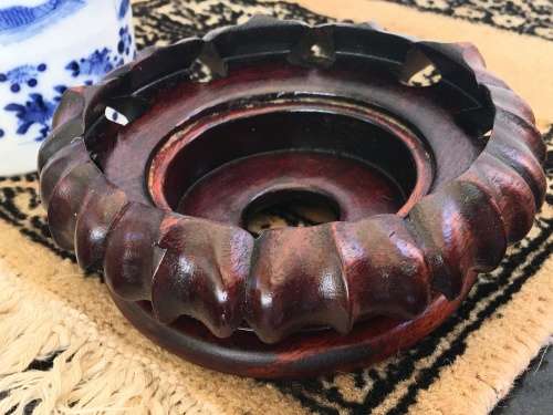 Museum Quality Antique Qing Dynasty c1916 Kangxi Nian Mark Chinese Brush Pot on Wood Stand.