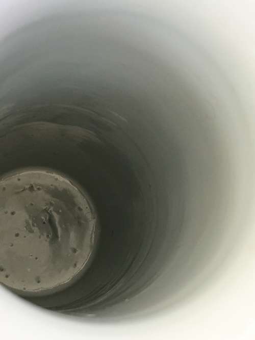 Museum Quality Antique Qing Dynasty c1916 Kangxi Nian Mark Chinese Brush Pot on Wood Stand.