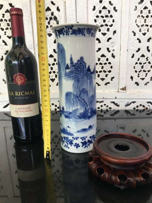 Museum Quality Antique Qing Dynasty c1916 Kangxi Nian Mark Chinese Brush Pot on Wood Stand.