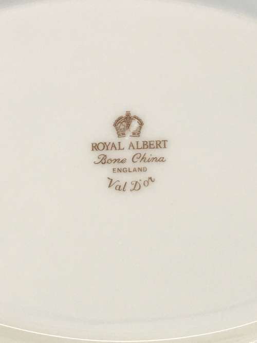 2 Classic Gold & White Val'd'Or Royal Albert Bone China England, Large Oval Serving Bowls