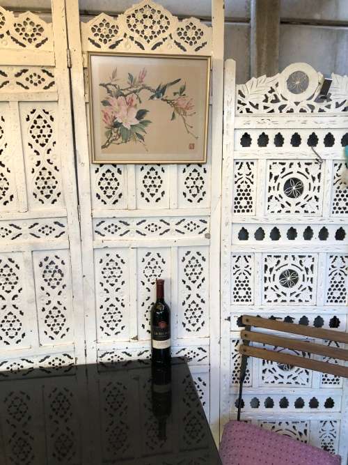 BEAUTIFUL - CHINESE WATERCOLOR PAINTING ON SILK - STUNNING DECOR ITEM