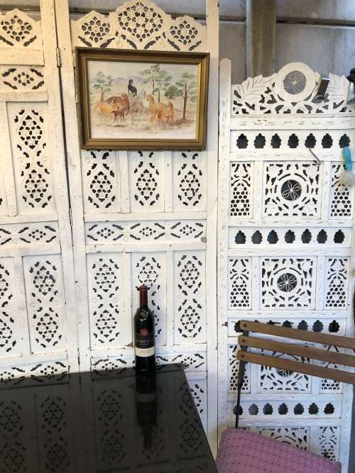 WOW !!! AMAZING HAND PAINTED HEAVY CERAMIC TILE - SIGNED RITA LAWRENCE