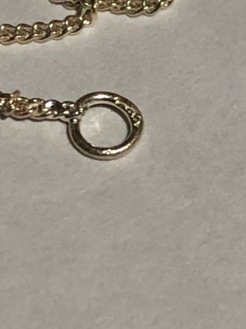 ABSOLUTELY STUNNING STERLING SILVER HALL MARKED CHAIN AND CARTOUCHE PENDANT CLEARLY MARKED - 4.46 g