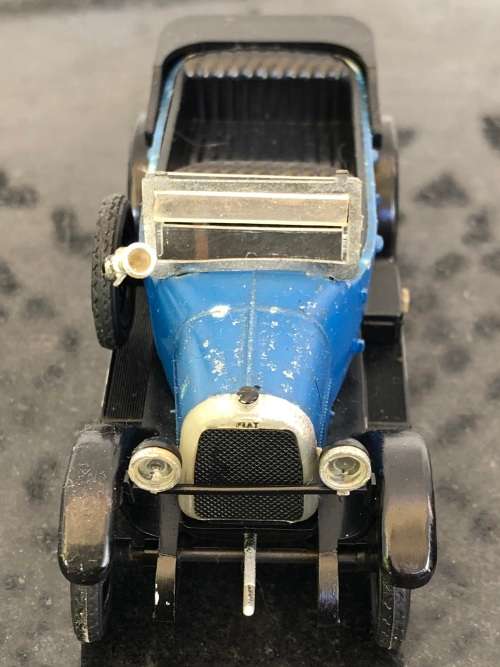 WOW !!! VINTAGE ITALIAN DIECAST RIO MODEL CAR - 1919 FIAT 501 - OPEN TOP - METAL BODY - PLASTIC TRIM
