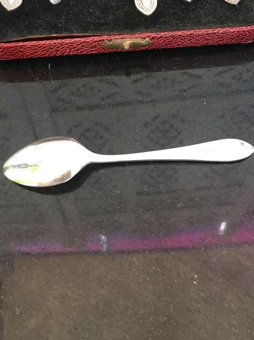 AWESOME SILVER PLATED BOXED SET OF TEA SPOONS MARKED RYALS EPNS