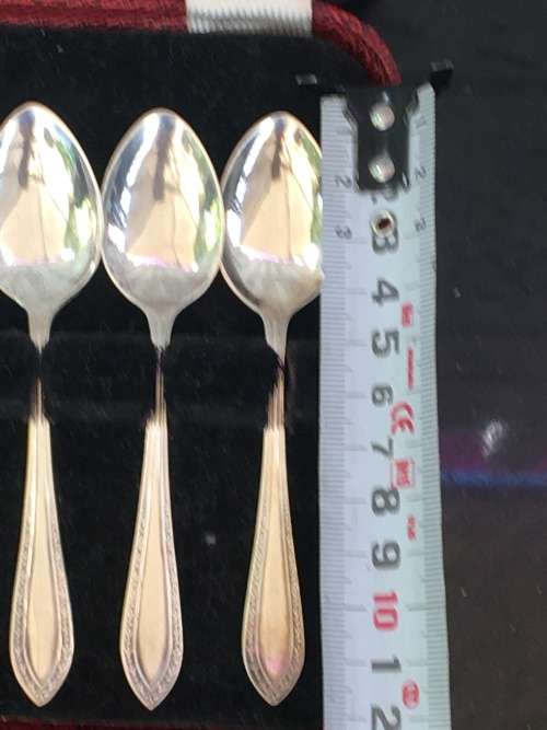 AWESOME SILVER PLATED BOXED SET OF TEA SPOONS MARKED RYALS EPNS