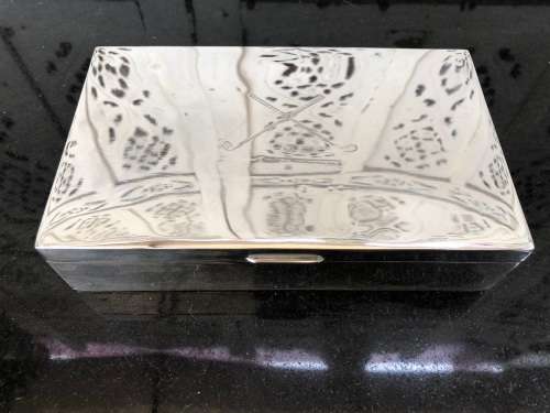 ADIE BROTHERS LTD - STERLING SILVER CIGAR BOX - BIRMINGHAM HALLMARKS DATED TO 1960's - WEIGHS 425g