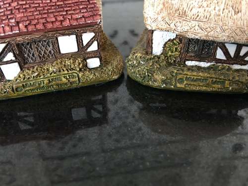 lot 4 Marked Collection Liliput Miniature Houses - Toll House, Oak Lodge,Acorn Cottage,April Cottage