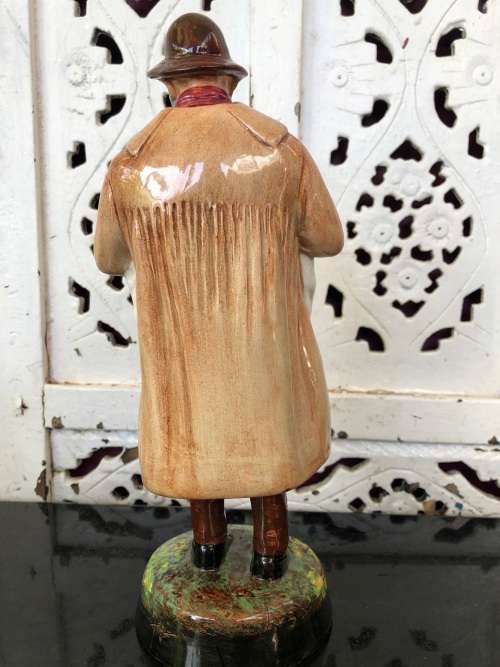 CLEARANCE !!! ROYAL DOULTON (1938 - 1981) "LAMBING TIME" FIGURINE HN1890 BY W.M. CHANCE