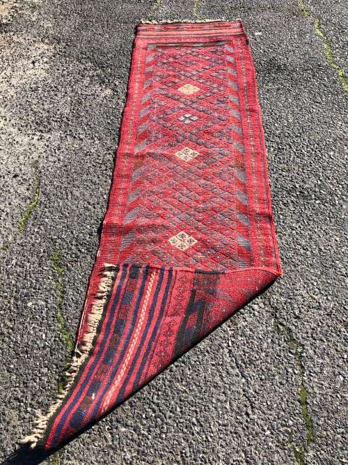WOW !!! VINTAGE NICELY WORN HAND KNOTTED PURE WOOL IRANIAN MASHWARI PERSIAN RUNNER 2520 x 660mm