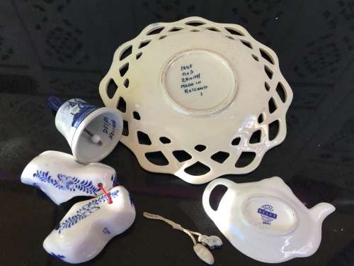 Lot Vintage Delft Blue and white China