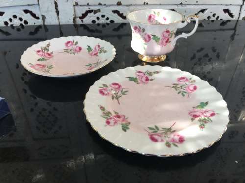 Rare Vintage Royal Albert Bone China England Pattern no 4365  Pastel Pink Rose Trio c1960s display