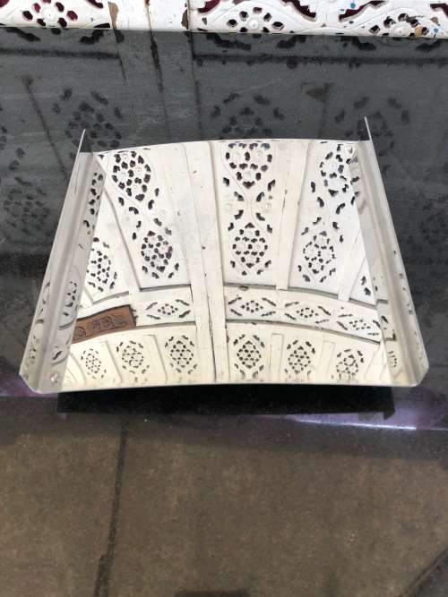 WOW !!! CARROL BOYES SERVIETTE HOLDER - CLEARLY MARKED - IN EXCELLENT CONDITION CALLED UNDER CONTROL