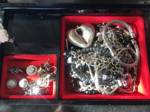 A Lot Of Black & Silver Metal Fashion Jewelry Pieces in A Lovely Vintage Vinyl Windup Ballerina Box