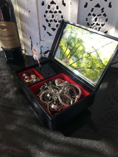 A Lot Of Black & Silver Metal Fashion Jewelry Pieces in A Lovely Vintage Vinyl Windup Ballerina Box