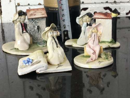 Lot Of 4 Signed Italian Vintage Pottery Art Ornaments