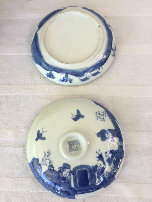 A Lovely Blue & White Signed Chinese Lidded Divider Porcelain Dish Hand Painted U/G