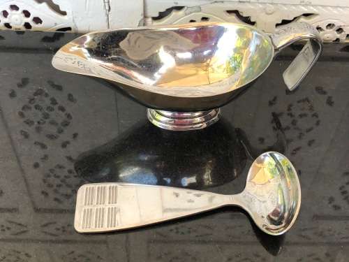 WOW !!! CARROL BOYES FUNCTIONAL ART !!! STAINLESS GRAVY BOAT AND MATCHING LADLE - CLEARLY MARKED