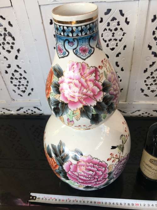 c1970s Chinese Zhongguo Zhi Zao  Double Gourd Vase Hand Floral & Bird Vase & Gold Gilt 45cm High