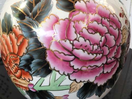 c1970s Chinese Zhongguo Zhi Zao  Double Gourd Vase Hand Floral & Bird Vase & Gold Gilt 45cm High