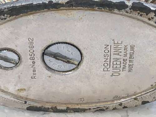 NICE LARGE JOB LOT OF VINTAGE TABLE LIGHTERS - UN TESTED CONDITION - RONSON AND OTHERS