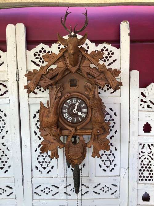 HUGE GERMAN REGULA HUNTING THEME CUCKOO CLOCK - COMPLETE - WORKING