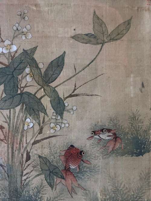 ABSOLUTELY STUNNING ORIGINAL CHINESE PAINTING OF GOLDFISH ON SILK - SIGNED AND WELL FRAMED