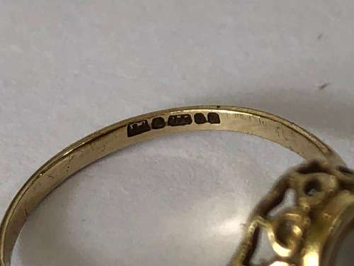 9ct VINTAGE YELLOW GOLD CAMEO RING - 1.37g WEIGHT - SIZE L1/2 - HALLMARKED LONDON