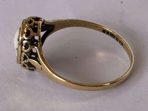 9ct VINTAGE YELLOW GOLD CAMEO RING - 1.37g WEIGHT - SIZE L1/2 - HALLMARKED LONDON