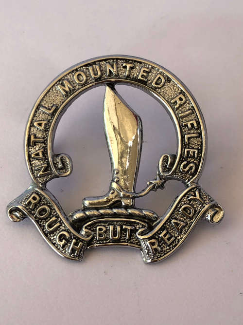 WW2 SOUTH AFRICAN MILITARY -  NATAL MOUNTED RIFLES CAP / BERET BADGE - ROUGH BUT READY