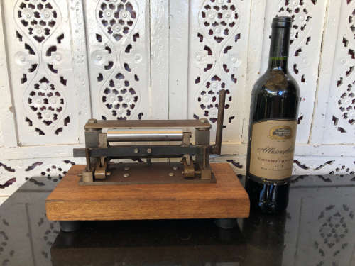 WOW !!! PRECISION CRAFT TOOLS - CUSTOM / PURPOSE BUILD - MANUAL LEATHER SKIVER / SPLITTER