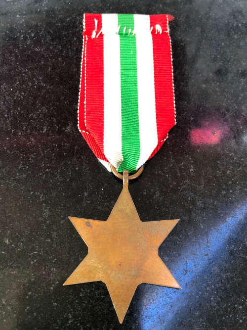 AMAZING FIND !!! WW2 `THE ITALY STAR MEDAL` NO-NAME - UN-NAMED - FULL SIZE - IN A PLASTIC SHEATH
