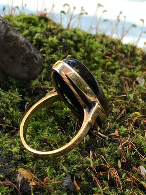 9ct YELLOW GOLD AND TIGERS EYE DRESS RING - STUNNING LARGE OVAL DESIGN - 6.02g