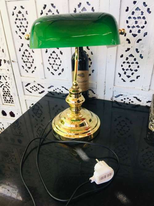 Vintage Bankers Lamp. with Green Glass Shade, working 100%,