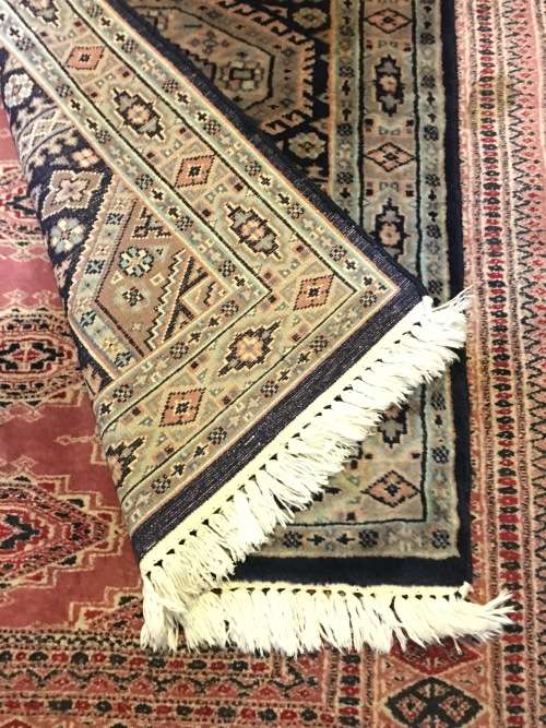 Wow !!! Stunning Genuine Persian Pure Wool Hand Knotted Blue Area Rug - re-listed due to non-payment