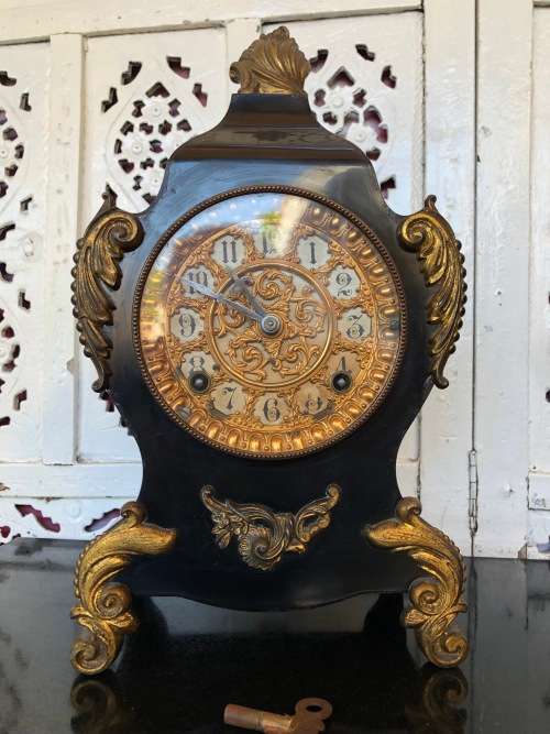 STUNNING !!!!!!  ANSONIA MANTLE CLOCK IN FULL WORKING ORDER - KEY INCLUDED - TRUE CLASSIC