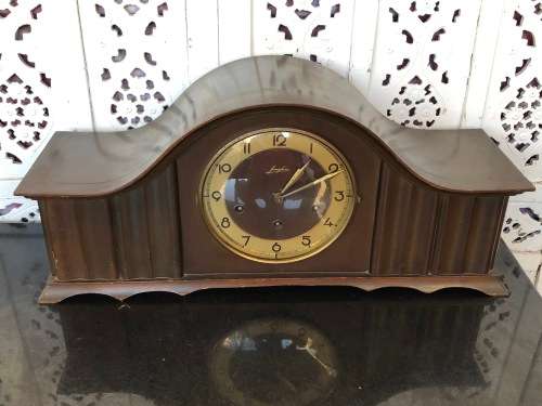 WOW !!! CLASSIC JUNGHAN`S BALL AND CLAW STYLED MANTLE CLOCK - NO KEY - WORKING