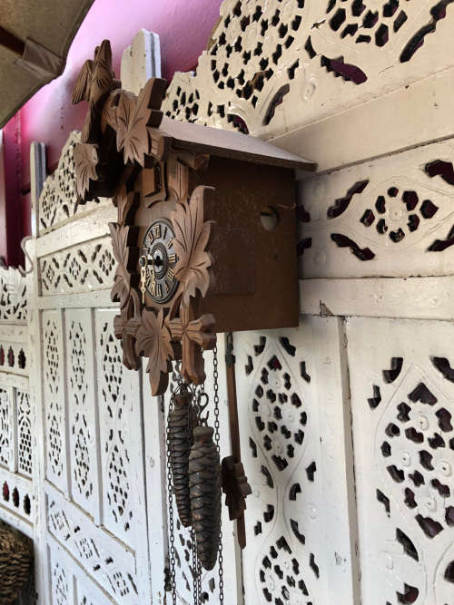 WEST GERMAN CUCKOO CLOCK - COMPLETE - WORKING