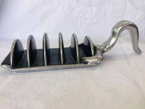 CARROL BOYES FUNCTIONAL ART !!! WOMAN DIVER PATTERN TOAST RACK - EXCELLENT CONDITION