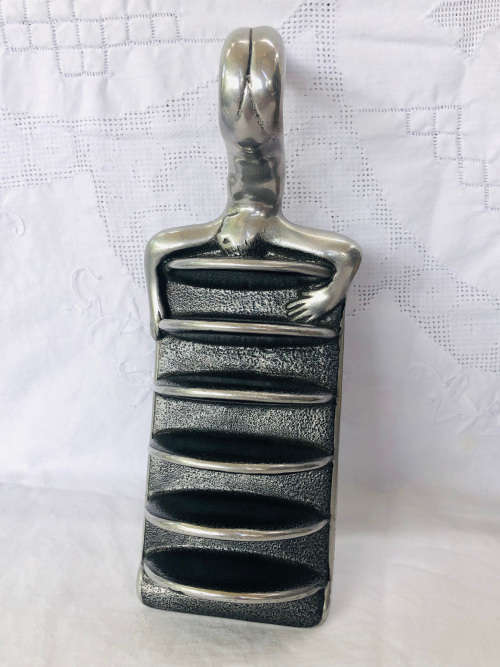 CARROL BOYES FUNCTIONAL ART !!! WOMAN DIVER PATTERN TOAST RACK - EXCELLENT CONDITION