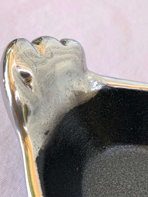 CARROL BOYES (1954 - 2019) - ORIGINAL HEADS PATTERN PATE DISH - BRAND NEW FUNCTIONAL ART