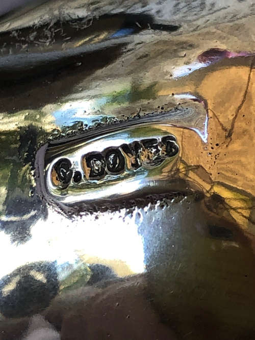 CARROL BOYES (1954 - 2019) - ORIGINAL HEADS PATTERN PATE DISH - BRAND NEW FUNCTIONAL ART