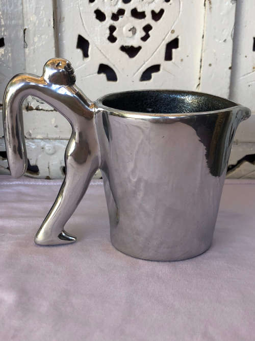 CARROL BOYES (1954 - 2019) - ORIGINAL MAN PATTERN ROUND MILK JUG / CREAMER - BRAND NEW